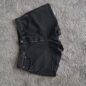 LEVI'S black distressed shorts